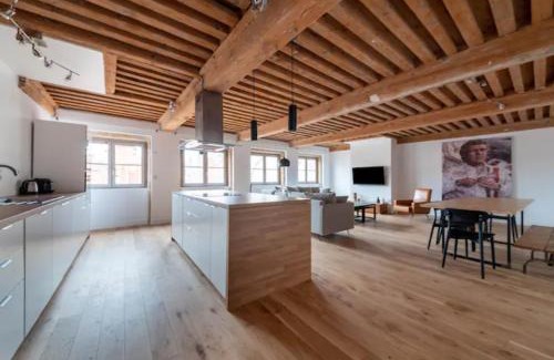 Les Cordeliers Apartment | Discover NOCNOC - L'Etage de Cordeliers: Family-Friendly Stay