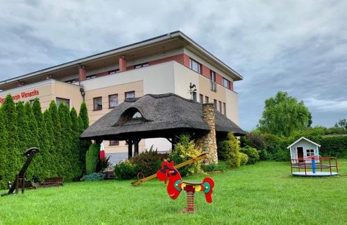 Klobuck Hotel | Discover Nocowanie Restauracja Wenecka: Pet-Friendly Retreat