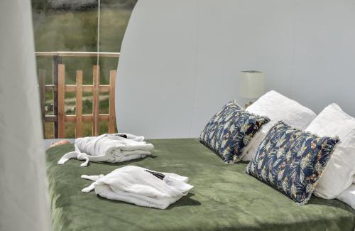 Cabrerets Other | Escape to Noct Enbulle: Oceanfront Relaxation Awaits