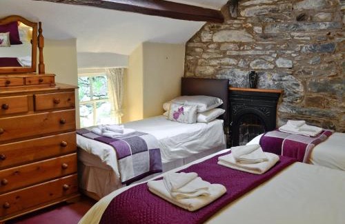 Harlech House | Pet-Friendly Noddfa: 4-Star Rated with Perfect Reviews