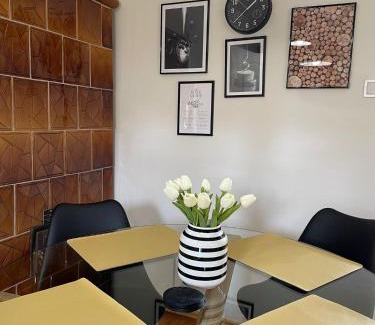 Vecses Apartment | Explore NOER Apartman: Family-Friendly & Guest Rated 9.6