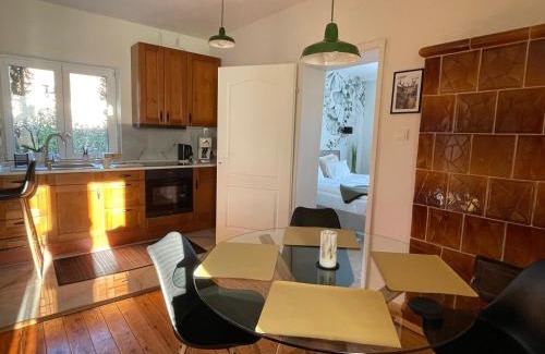 Vecses Apartment | Explore NOER Apartman: Family-Friendly & Guest Rated 9.6