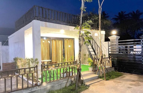 Traeuy Kaoh Resort | Beachfront Noeuk Near Kampot with Ocean View & Breakfast