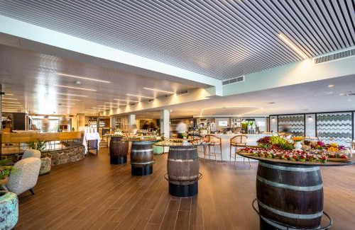 Kibbutz Ginnosar Hotel | Discover Nof Ginosar Kibbutz Hotel with Oceanfront Bliss