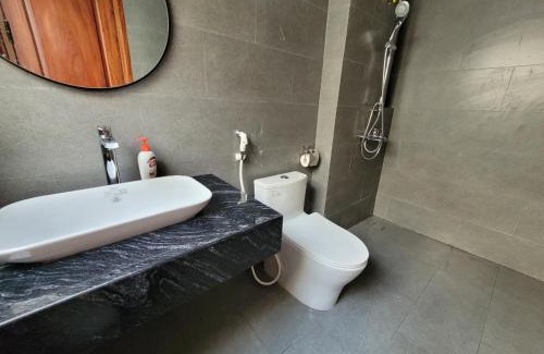 Soc Son House | Top-Rated Noi Bai Flight Path Homestay for Families & Pets