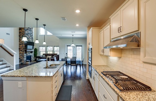 Nolensville House | Elegant Nolensville Home: Free WiFi & 20 Mi to Nashville