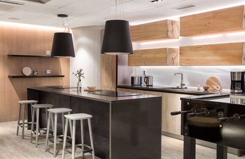 Helsinki City Centre Hotel | Pet-Friendly Noli Katajanokka with Spa & Hot Tub Amenities