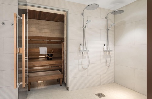Helsinki City Centre Hotel | Pet-Friendly Noli Katajanokka with Spa & Hot Tub Amenities