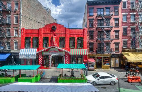 Little Italy Apartment | Modern Nolita 1BR with Roof Deck near SoHo, NYC