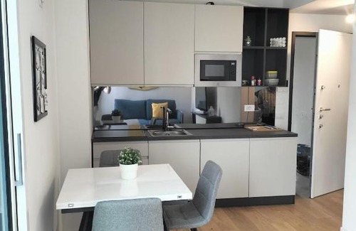 Zona Padova Apartment | Top-Rated Nolo District Apartment for Unforgettable Stays