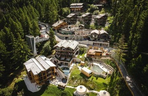 Zermatt Hotel | Experience Nomad by CERVO Mountain Resort: Rated 9.5/10