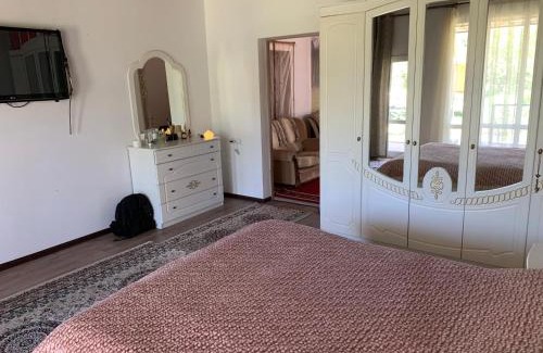 Semenovka House | 'Nomad' GUEST HOUSE