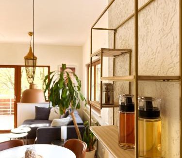 Rauhenbretzingen Apartment | Oceanfront Escape at Nomad Nest - Guest Rated 10/10