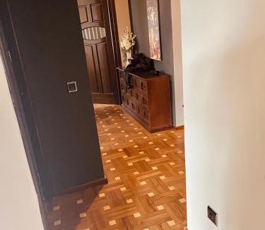 Reghin Apartment | Discover Nomad Reghin: Guest Rated 9.2 with Hot Tub