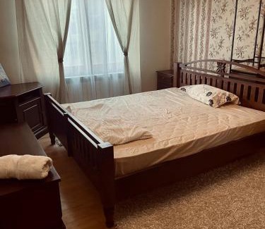 Reghin Apartment | Discover Nomad Reghin: Guest Rated 9.2 with Hot Tub