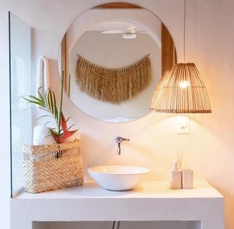 Itacare Apartment | Exceptional Nomads Flats with Breakfast & Hot Tub Access
