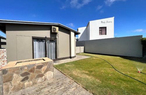 Walvis Bay Apartment | Budget-Friendly Nomland: Pet and Child Friendly Stay