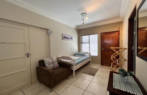 Walvis Bay Apartment | Budget-Friendly Nomland: Pet and Child Friendly Stay