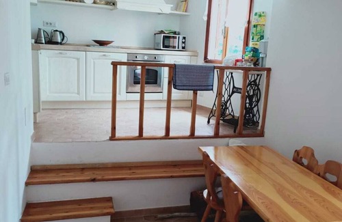 Comeglio Apartment | Discover Nonna Maria: A Pet-Friendly Retreat by the Sea