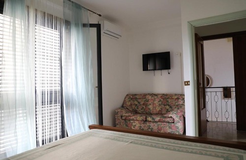 San Floro Bed & Breakfast | Family-Friendly Nonna Ninna B&B with Breakfast & Hot Tub