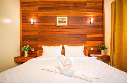 Sop Tui Hotel | Comfortable Stays at Nonnee Lampang Hotel with Breakfast
