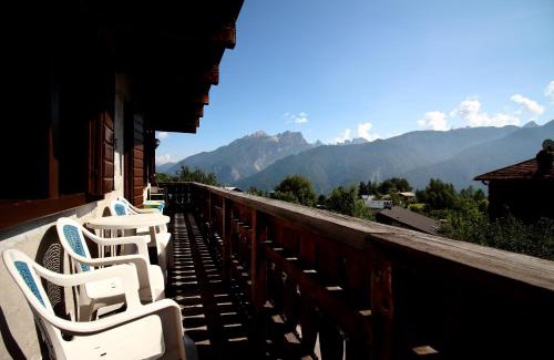 Pieve di Cadore Bed & Breakfast | Outstanding Nonostantetutto B&B: Pet-Friendly Comfort