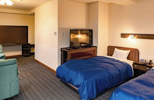 Shinkamigoto Hotel | Deluxe Twin Room in Nagasaki with Free WiFi & Breakfast