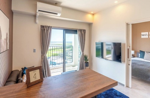 Gushi Hotel | Nonsmoking Family room Weekly Parking guaran/Naha Okinawa