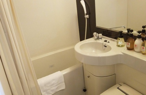 Okazaki Hotel | Comfortable Nonsmoking Room with Free Breakfast in Okazaki