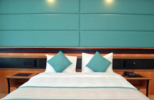 Hidd Apartment | Discover NOOH TOWER: Family-Friendly Getaway with Pool