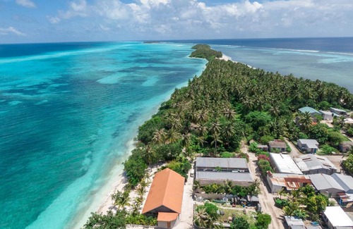 Fehendhoo House | Unwind at Noomoo Grand & Spa with Oceanfront Views