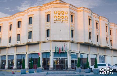 Al Khafji Apartment | Discover Noon Hotel Suites: Oceanfront Retreat with Hot Tub