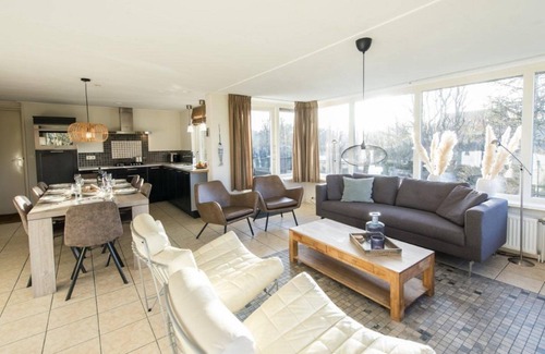 Municipality of Ameland House | Noorman: Cozy Retreat in the Dunes Near the Beach