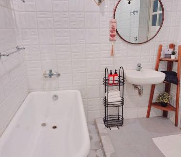 Fengbin Bed & Breakfast | Experience Noosa海岸行館: Oceanfront Bliss Awaits