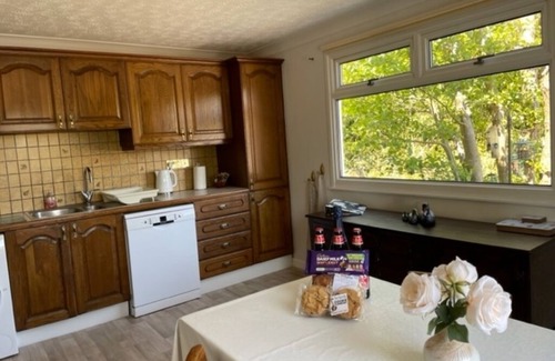 Horning House | NOOSA SOUND SUPERB WATERSIDE BUNGALOW IN HORNING VILLAGE ON THE NORFOLK BROADS