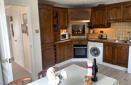 Horning House | NOOSA SOUND SUPERB WATERSIDE BUNGALOW IN HORNING VILLAGE ON THE NORFOLK BROADS