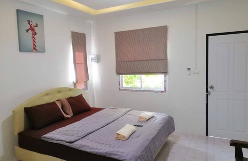 Makham Tia Hotel | Cozy Nopparat Resort with Breakfast & Family-Friendly Vibe