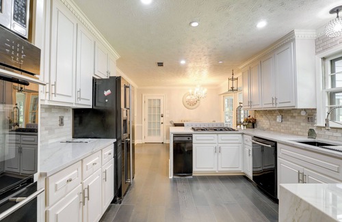 Norcross House | Cozy Norcross Vacation Rental - Steps to Downtown Fun!