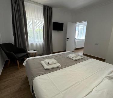 Constanta House | Nord 22: Guest Rated 9.9 with Oceanfront Views