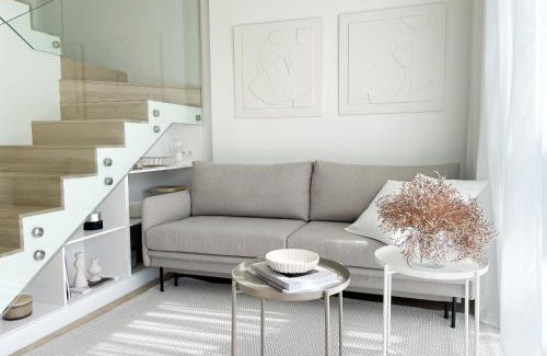 Debki House | Oceanfront Bliss: Norda House Dębki - 10/10 Guest Rated