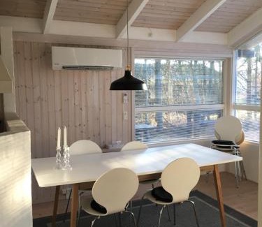 Hulsig House | Tranevænget 8 Hulsig - Guest Rated & Family Friendly Stay