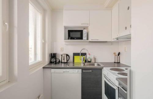 Lantinen District Apartment | Convenient Access to Airport & City at Norden Homes