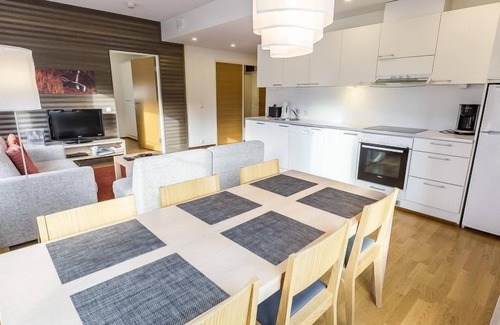 Yllas House | Cozy Nordic Chalet 9207 with Lake View & Spa Amenities