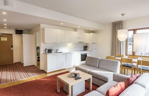 Yllas House | Cozy Nordic Chalet 9207 with Lake View & Spa Amenities