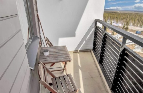 Yllas House | Lake View Nordic Chalet 9506 with Spa & Breakfast
