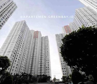 Pluit Apartment | Cozy Nordic Studio with Free Netflix at Greenbay Pluit