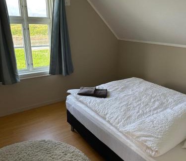 Leknes House | Nordlandshus Lofoten: Pet-Friendly Retreat with 9.8 Rating