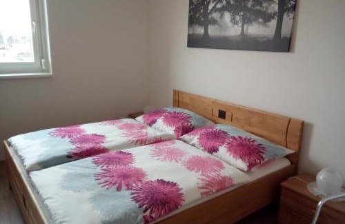 Grinzing Apartment | Nordrand-Apartment: Highly Rated Family-Friendly Retreat