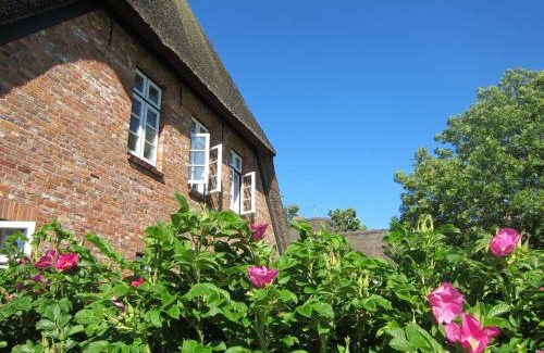 Wrixum Apartment | Child-Friendly Retreat at Nordseekrabbe 12 Herrenhof