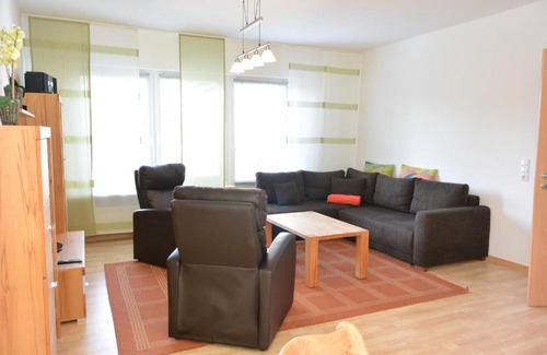 Norddeich House | Nordsonne Whg 2: Family-Friendly Stay with Perfect Rating